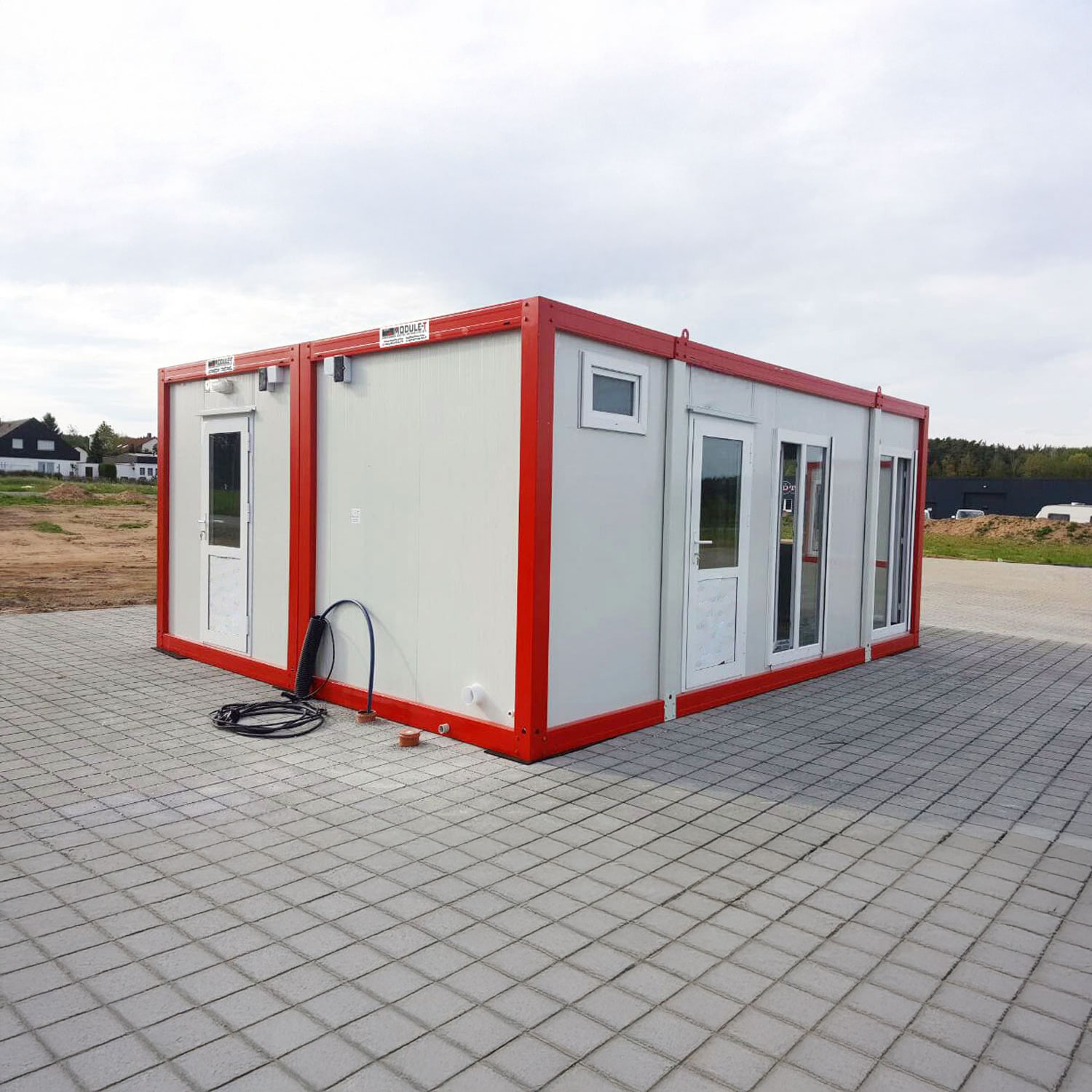 Module T UK | OC-13 – Large Open-Plan Office Container (29 m²)