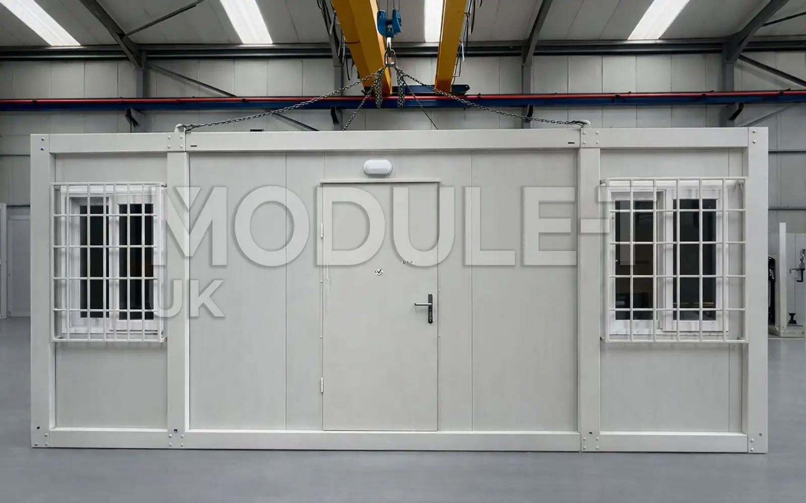 Office container with central door and window bars — Module-T UK
